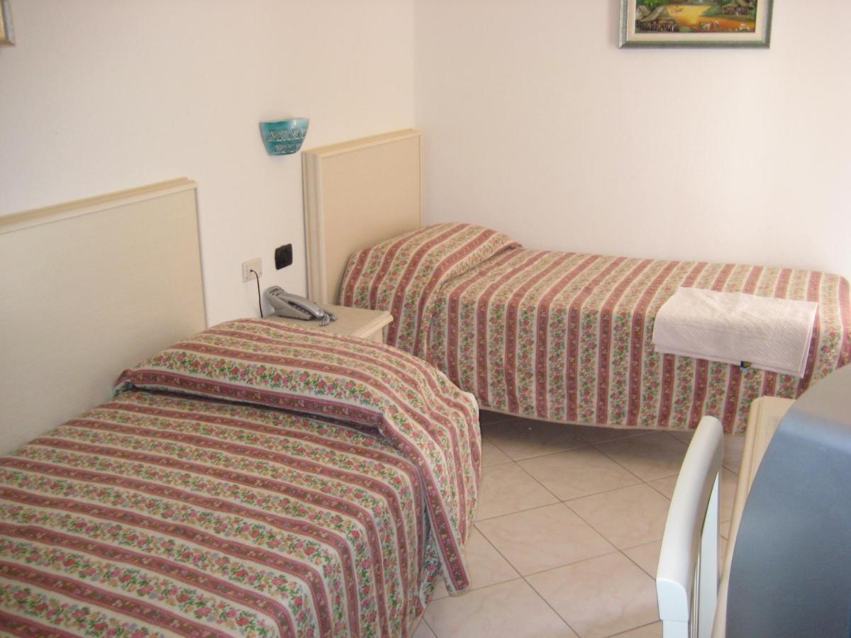 Scano Comfort Inn سانتا تيريزا غالّورا المظهر الخارجي الصورة