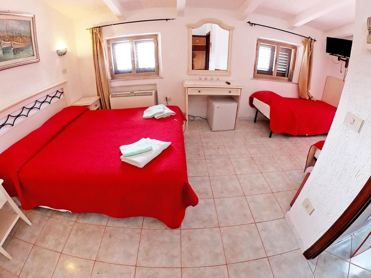 Scano Comfort Inn سانتا تيريزا غالّورا المظهر الخارجي الصورة